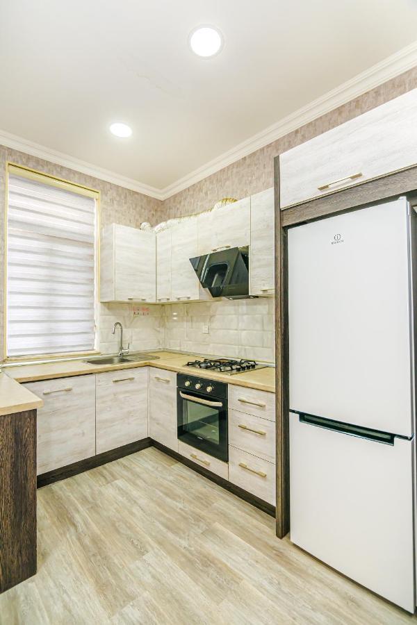 Luxury 2 Room Apartment In The Center Баку Екстер'єр фото